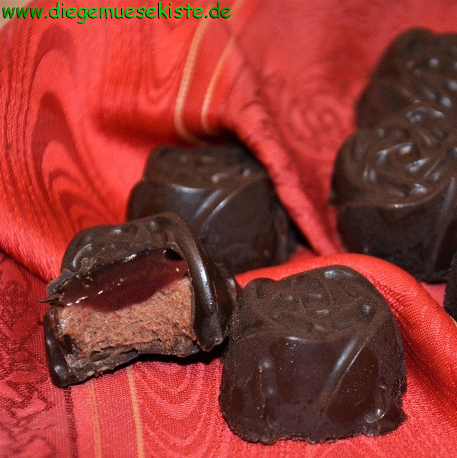 Johannisbeer-Schoko-Pralinen