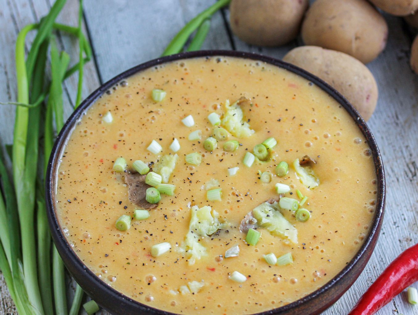 Scharfe Kartoffel-Rettich-Suppe – Die Gemüsekiste