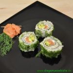 Lachs-Avocado Inside-out-Rolle