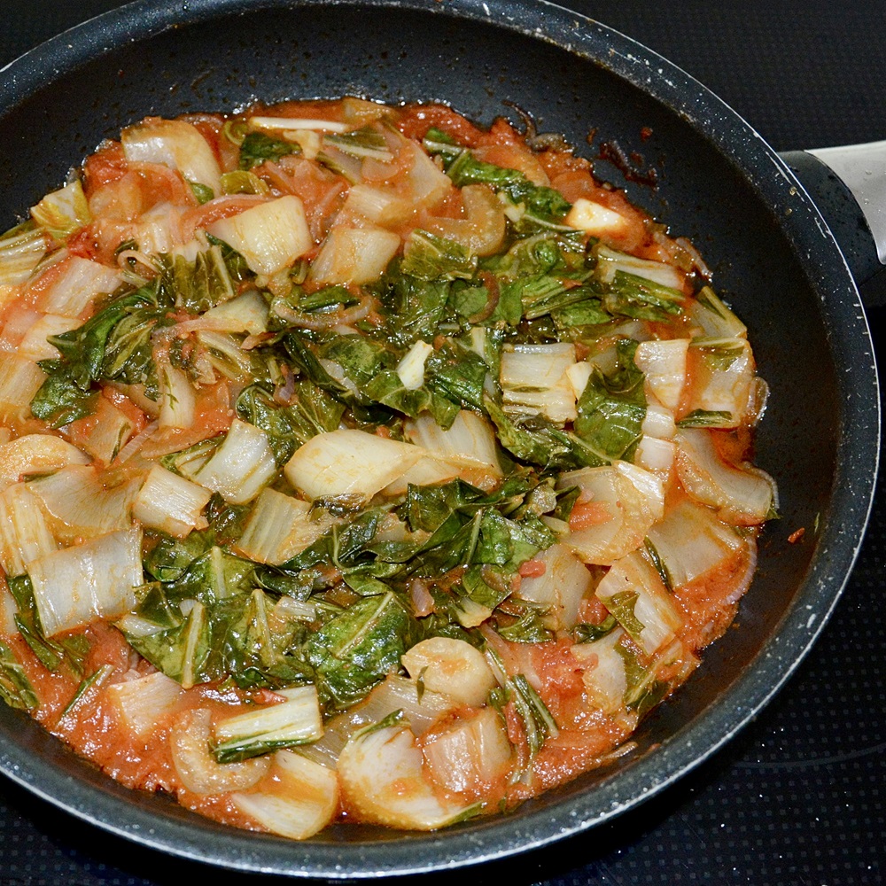 Pak Choi mit Tomatensauce