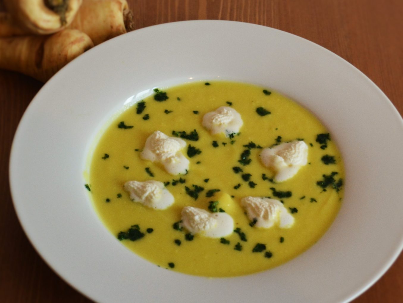 Pastinaken-Senf-Suppe – Die Gemüsekiste
