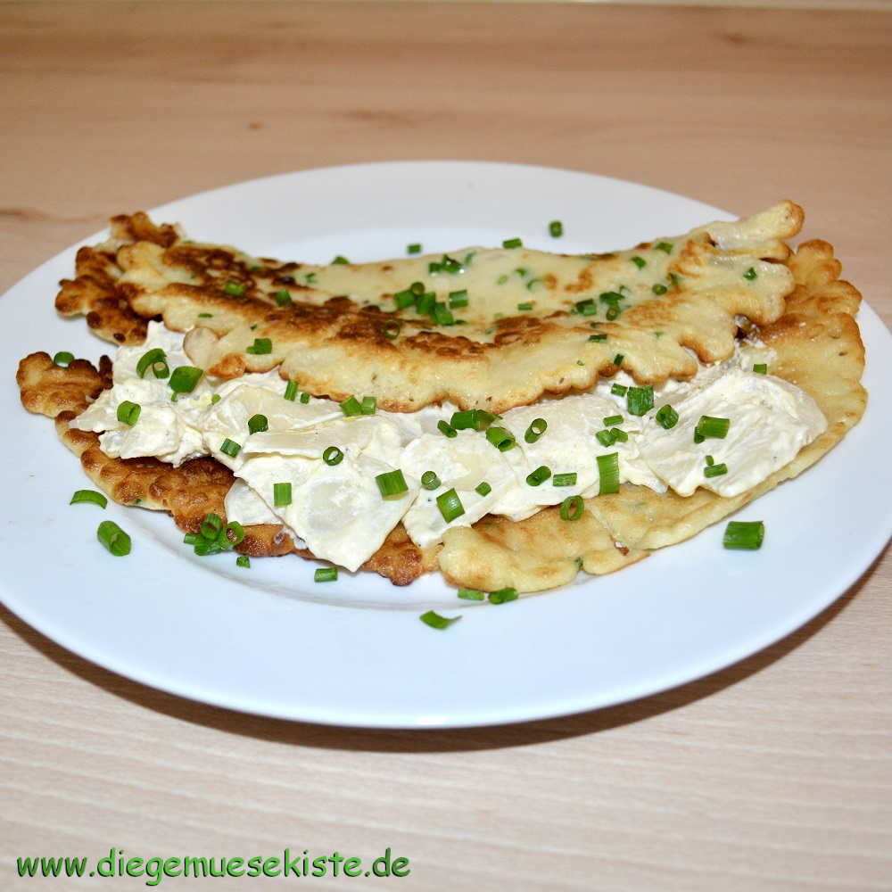 Pfannkuchen mit Mai- / Navetrübchen-Füllung