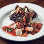 Radicchio mit Tomaten-Feigen-Salat