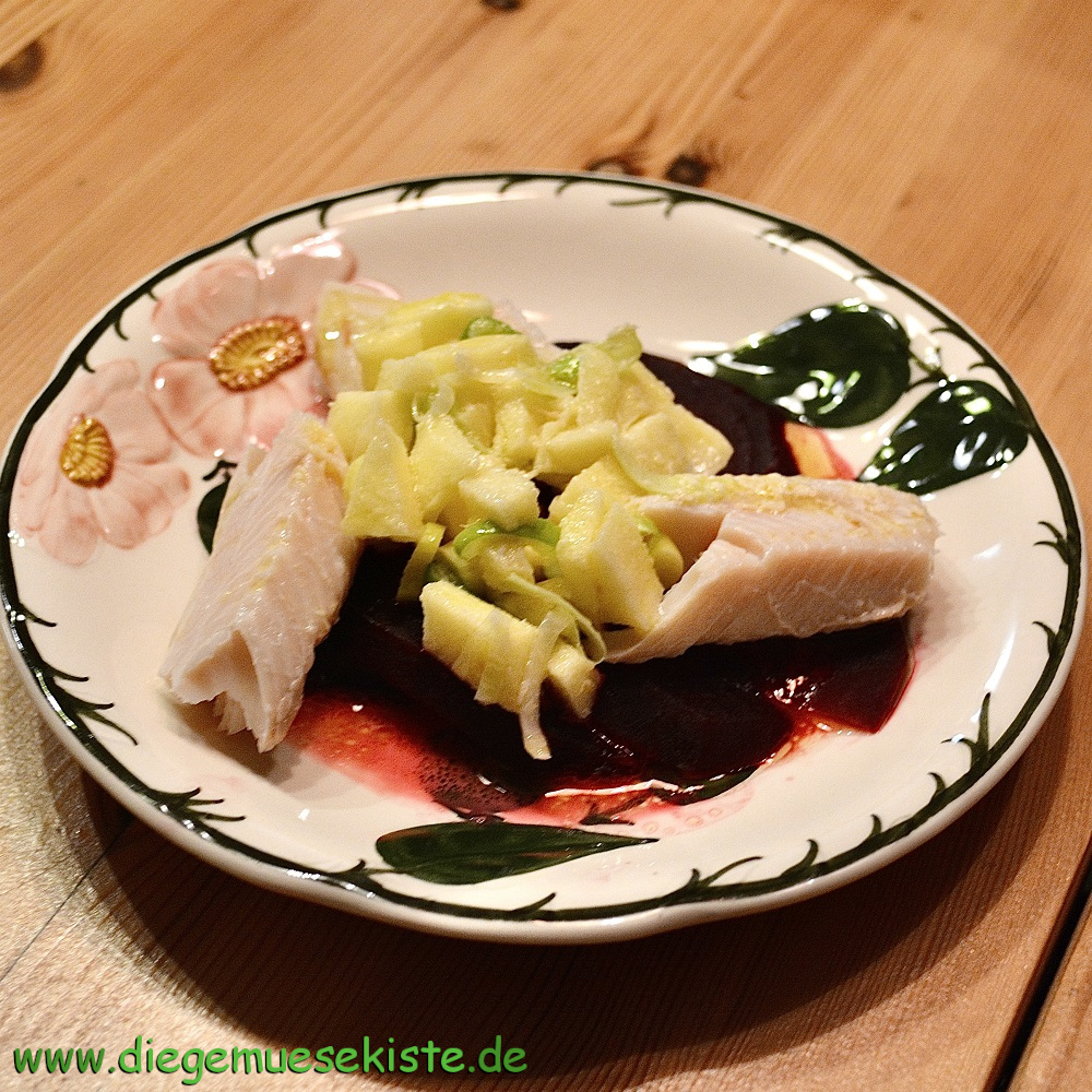 Rote Bete mit geräucherter Forelle