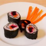 Sushi mit Möhre und Rote Bete