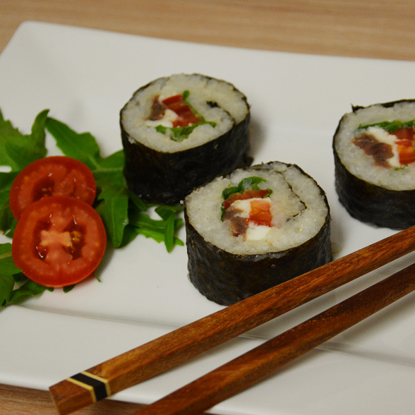 Sushi mit Sardellenfilets