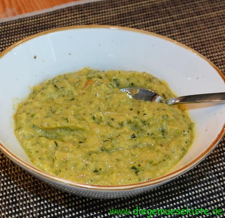 Zucchini-Curry-Dip
